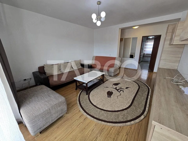 Apartament decomandat 3 camere etaj 2 terasa parcare Selimbar Sibiu — fotografia 2