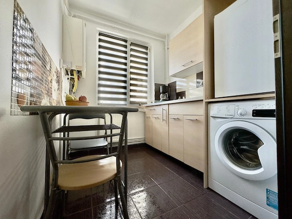 Disponibil Imediat.Mobilat si utilat.Decomandat.Priveliste deosebita! — fotografia 1