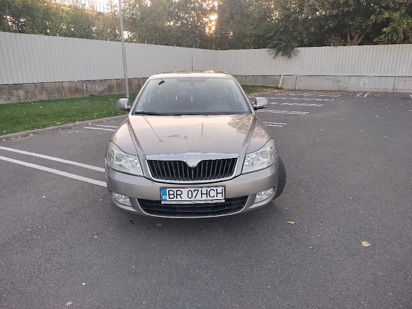 Vând skoda Octavia