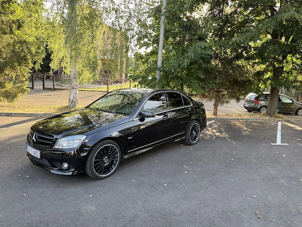 MERCEDES-BENZ C-Class 2010 — imagine 4
