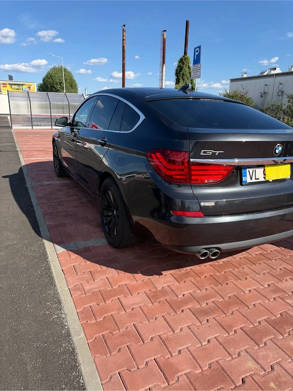 BMW 5 Series 2012 — imagine 6