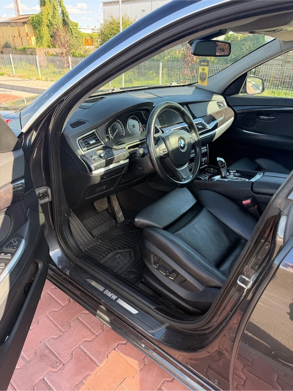 BMW 5 Series 2012 — imagine 10