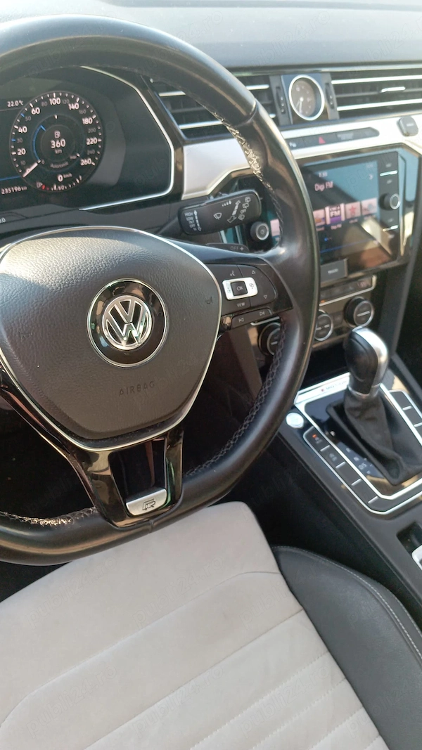 VOLKSWAGEN Passat 2019 — imagine 3