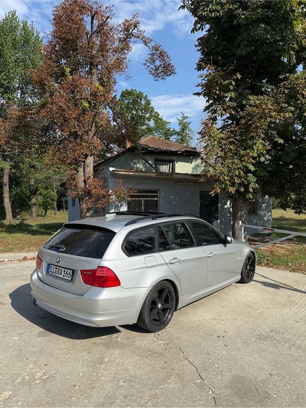 BMW 3 Series 2010 — imagine 5