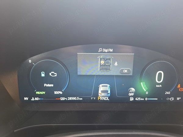 FORD Kuga 2024 — imagine 3