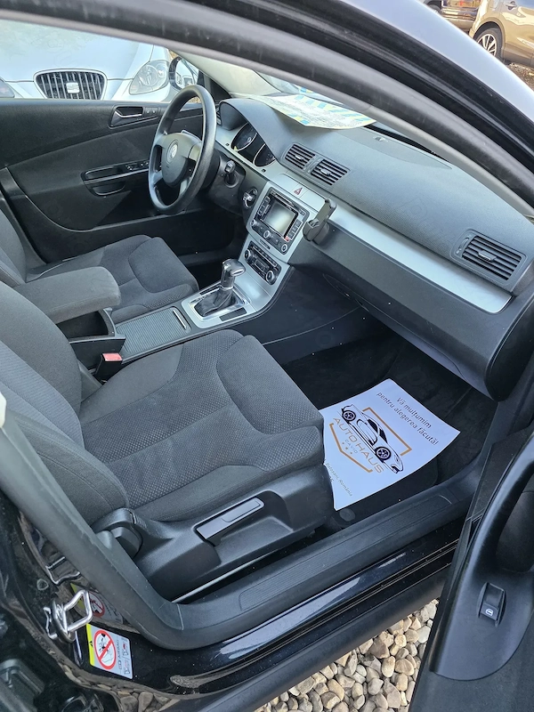 VOLKSWAGEN Passat 2010 — imagine 8