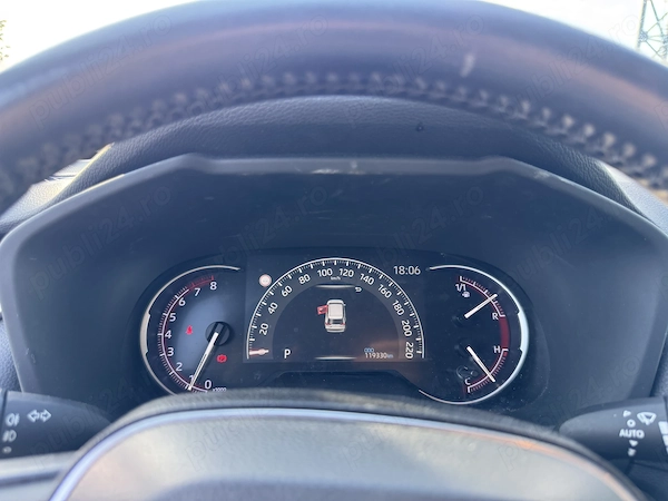 TOYOTA RAV4 2019 — imagine 9