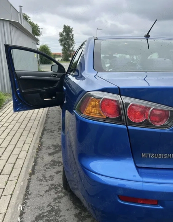 MITSUBISHI Lancer 2011 — imagine 7