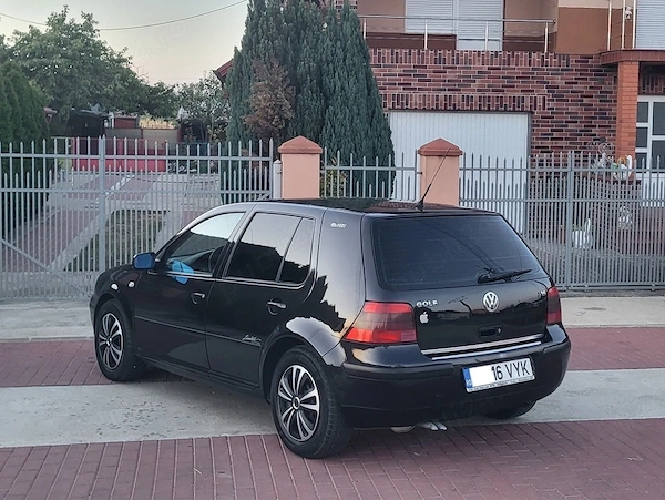 VOLKSWAGEN Golf 2003 — imagine 5
