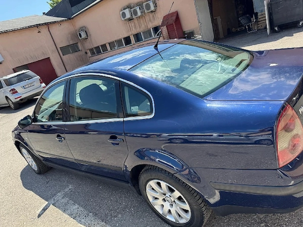 VOLKSWAGEN Passat 2003 — imagine 4