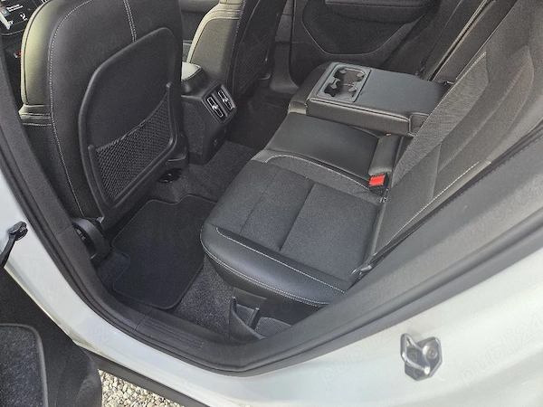 VOLVO XC40 2019 — imagine 7