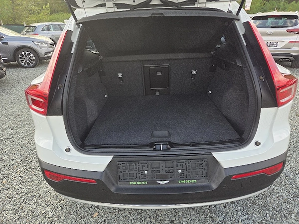 VOLVO XC40 2019 — imagine 9