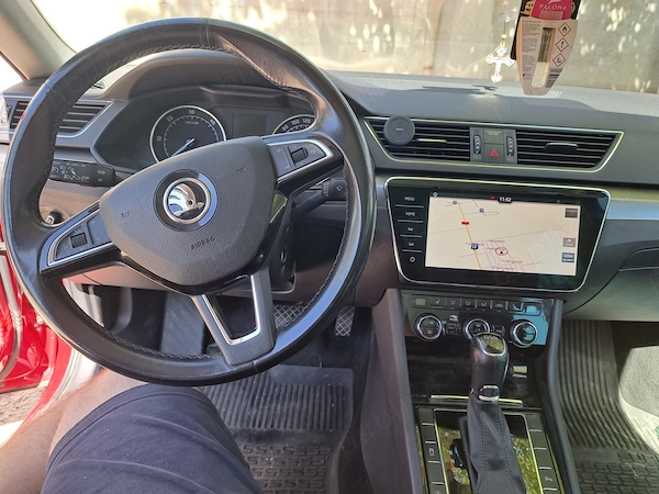 SKODA Superb 2019 — imagine 6