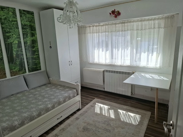 Inchiriez apartament 2 camere, Zona Polivalentă, Focsani — fotografia 3