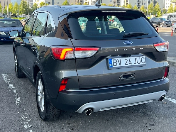 FORD Kuga 2021 — imagine 8