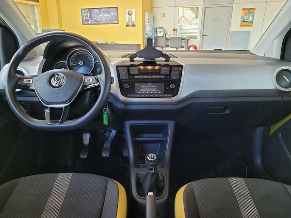 VOLKSWAGEN Up 2019 — imagine 5