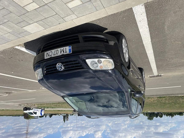 VOLKSWAGEN Touran 2004 — imagine 3