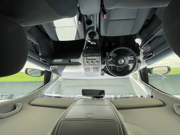 VOLKSWAGEN Touran 2004 — imagine 6