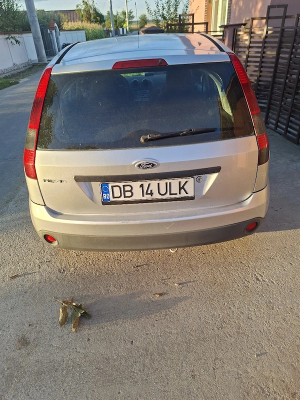 FORD Fiesta 2005 — imagine 4