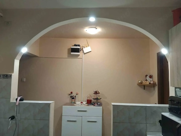 Apartament 2 camere, etaj1, Micalaca, zona Orizont! — fotografia 1
