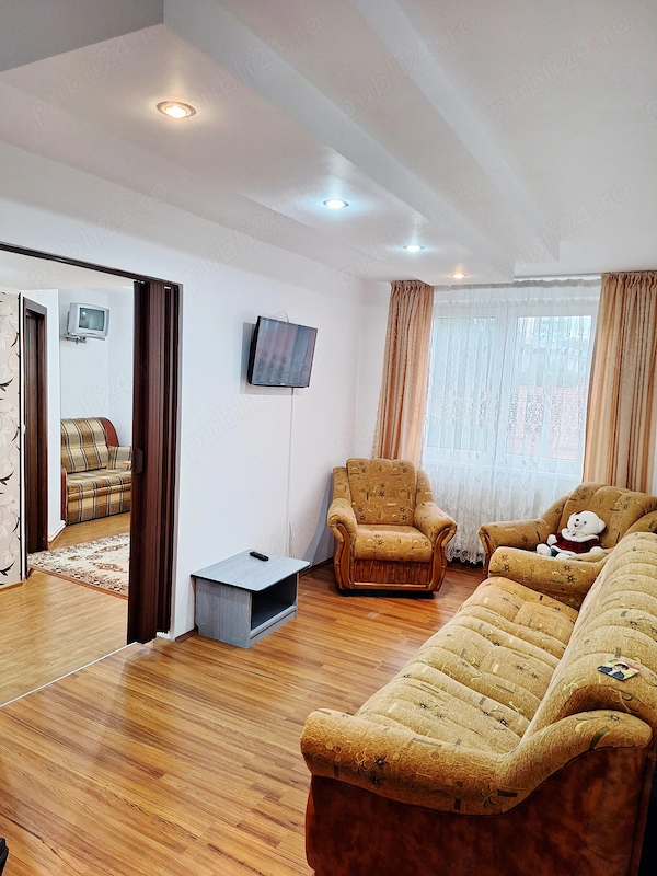 Inchiriez apartament 50mp Piatra Neamt, centru — fotografia 3