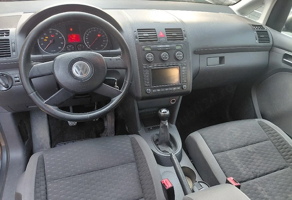 VOLKSWAGEN Touran 2006 — imagine 2