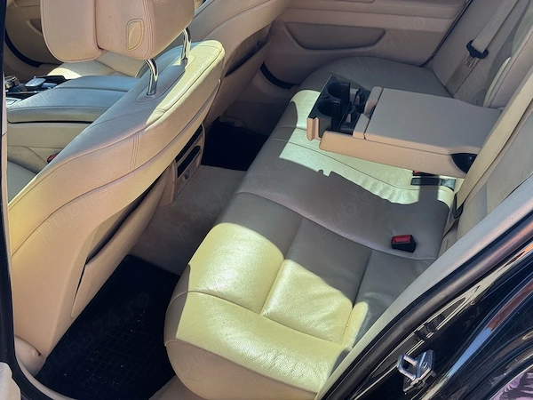 BMW 5 Series 2011 — imagine 7