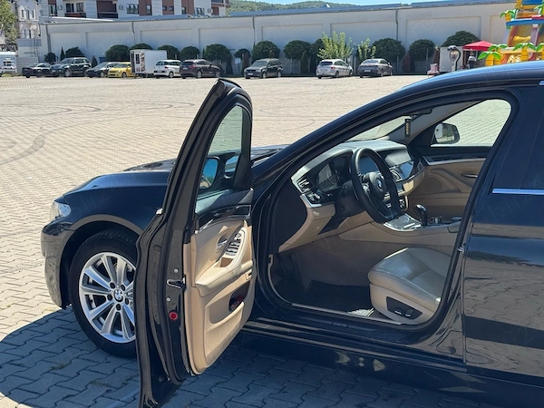 BMW 5 Series 2011 — imagine 8