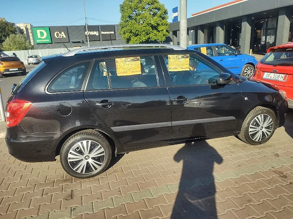 SKODA Fabia 2012 — imagine 4