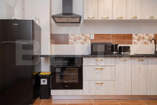 Apartament cu 3 camere 70mp , în zona Centrului Civic — fotografia 3