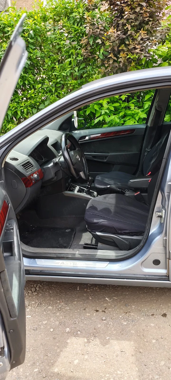 OPEL Astra 2005 — imagine 6
