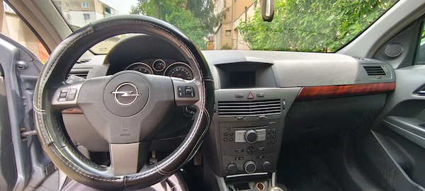 OPEL Astra 2005 — imagine 3