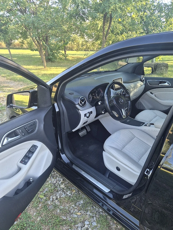 MERCEDES-BENZ B-Class 2013 — imagine 4