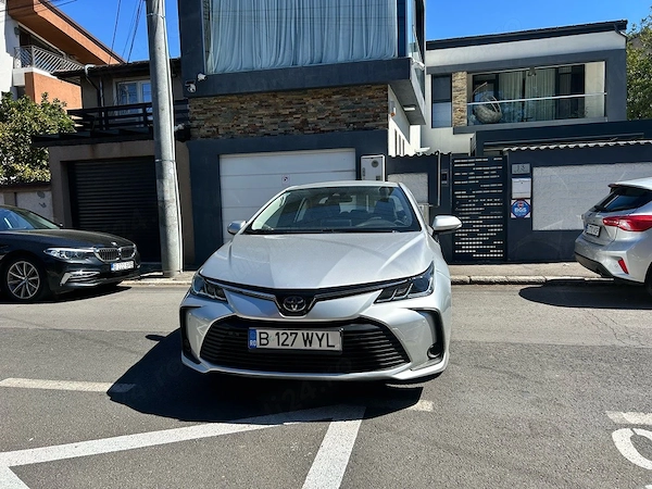 TOYOTA Corolla 2020 — imagine 9