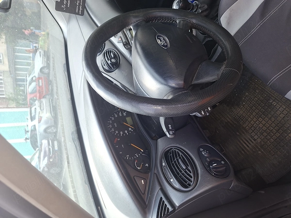 FORD Focus 2004 — imagine 4