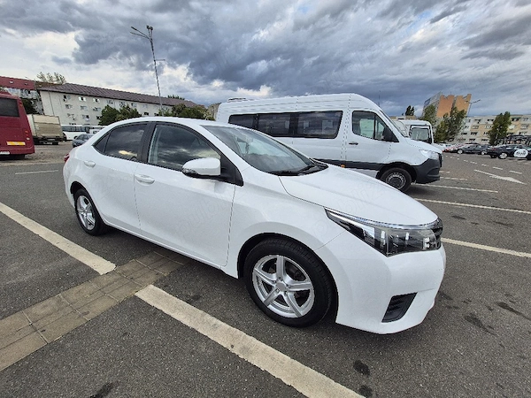 TOYOTA Corolla 2014 — imagine 2