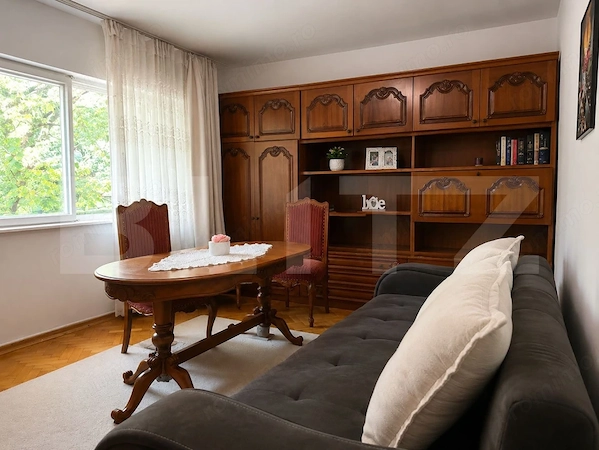 Apartament cu 3 camere,66 mp, zona Lido — fotografia 1