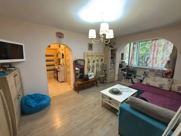 Apartament cu 3 camere- zona Nord — fotografia 3
