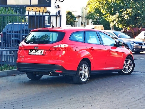 FORD Focus 2012 — imagine 4