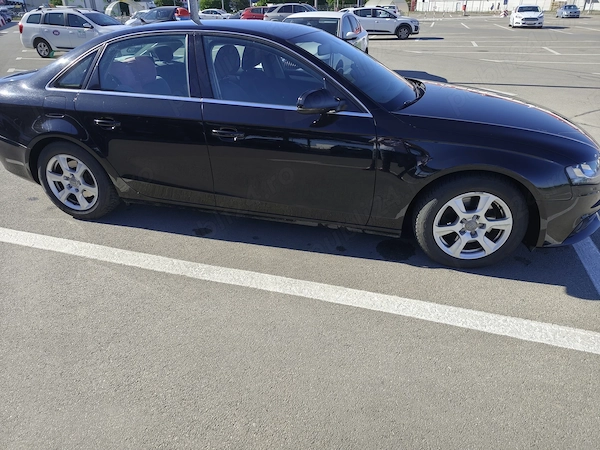 AUDI A4 2011 — imagine 8