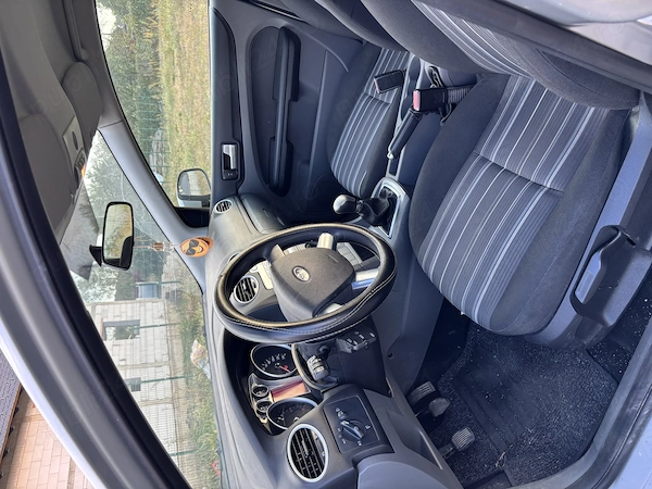 FORD Focus 2009 — imagine 5