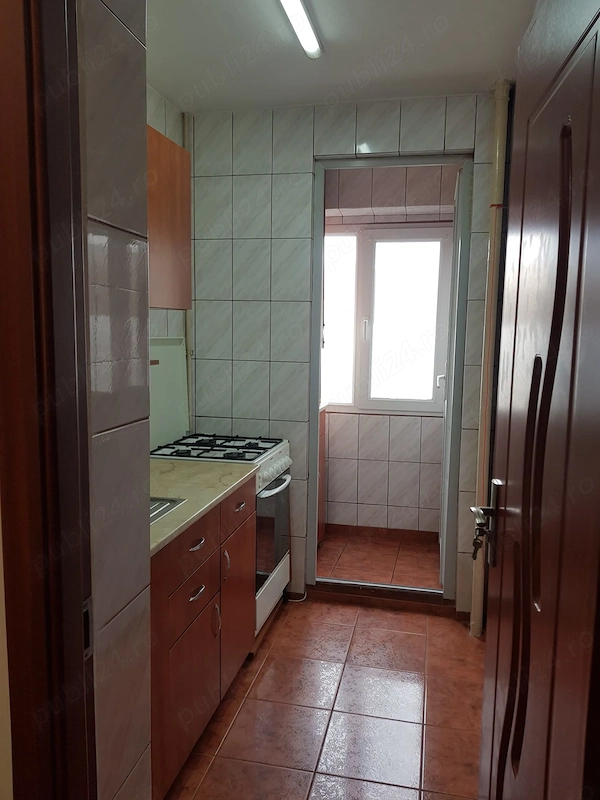 Apartament 2 camere semidecomandat, et. 2, Berceni - direct proprietar — fotografia 3