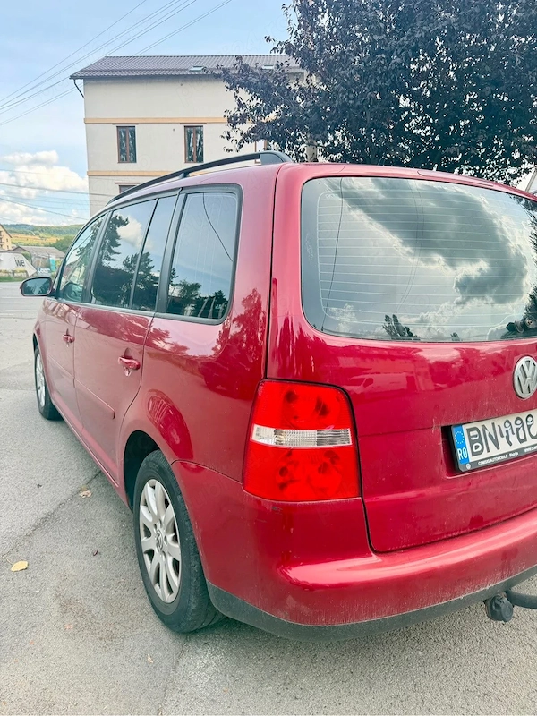 VOLKSWAGEN Touran 2024 — imagine 8