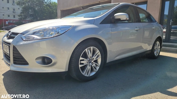 FORD Focus 2011 — imagine 3