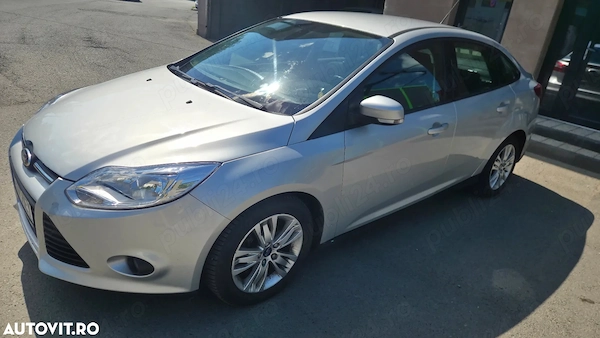 Ford Focus mk3 sedan 1.6 TDCI