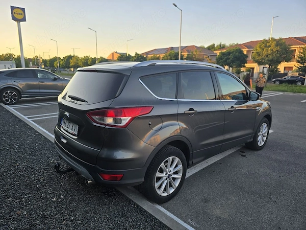 FORD Kuga 2015 — imagine 3