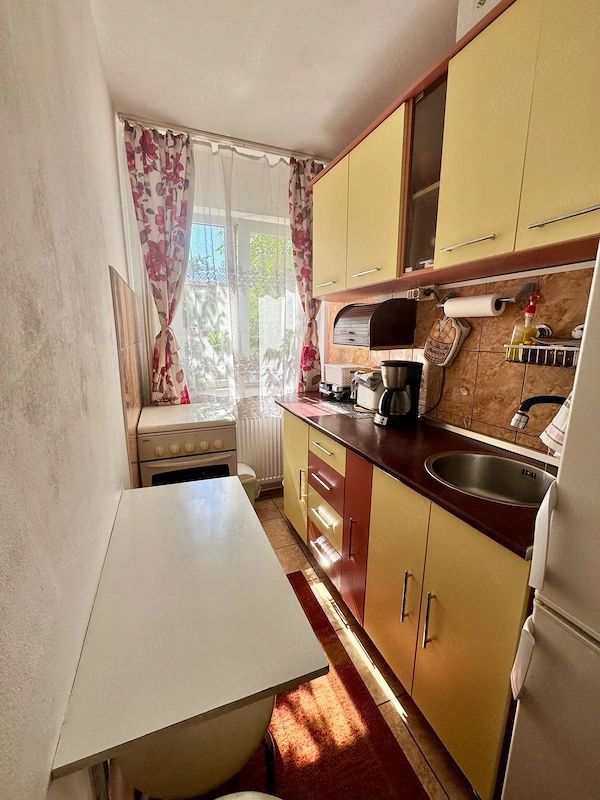 Proprietar vand apartament — fotografia 1