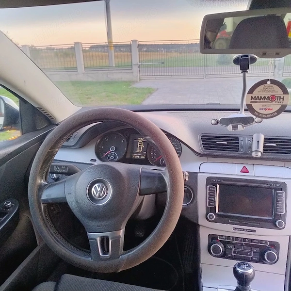 VOLKSWAGEN Passat 2010 — imagine 4