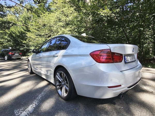 BMW 3 Series 2012 — imagine 5