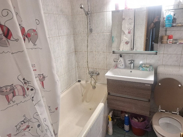 Închiriez apartament 3 camere cartier Mărăști Visavis de Kaufland in Cluj, un loc de parcare — fotografia 3